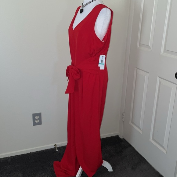 Laundry by Shelli Segal Wide Leg Belted Jumpsuit, Poppy Red, Size 16 New w/Tag - Picture 2 of 12